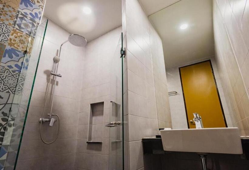 스탠다드 룸, Mosstel