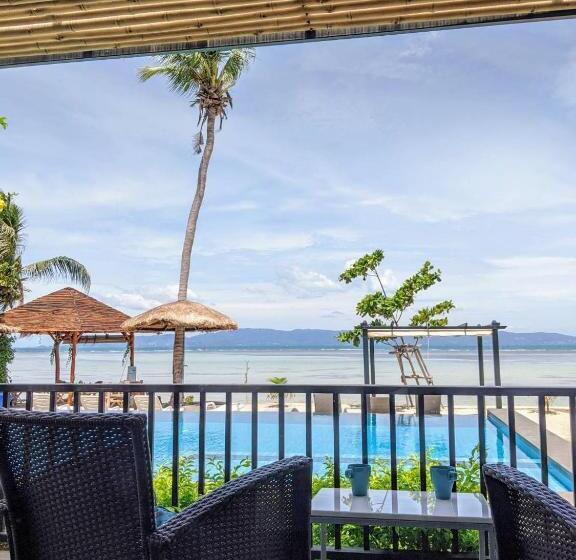 غرفة ديلوكس مطلّة علي البحر مزوَّدة بشُرفة, Samutra Residences