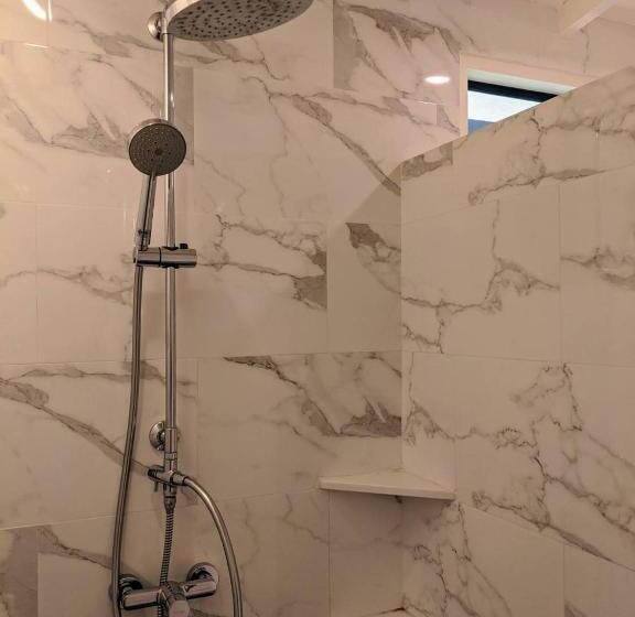 كابينة, Samutra Residences