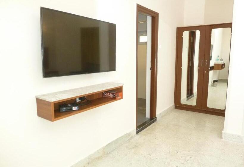 Quarto Familiar, Sreeparthi