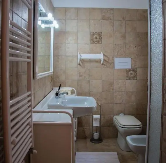 スタンダード４人部屋, La Villa Resort Pignola
