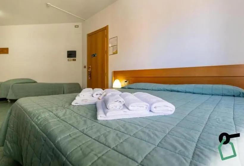 スタンダード４人部屋, Hotiday Alghero Spiaggia