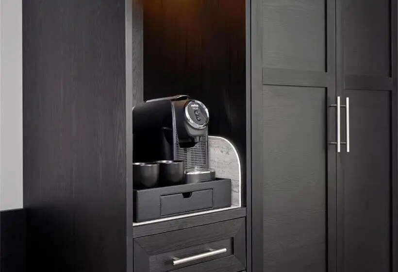 Juniorsviitti, Courtyard By Marriott Ghent