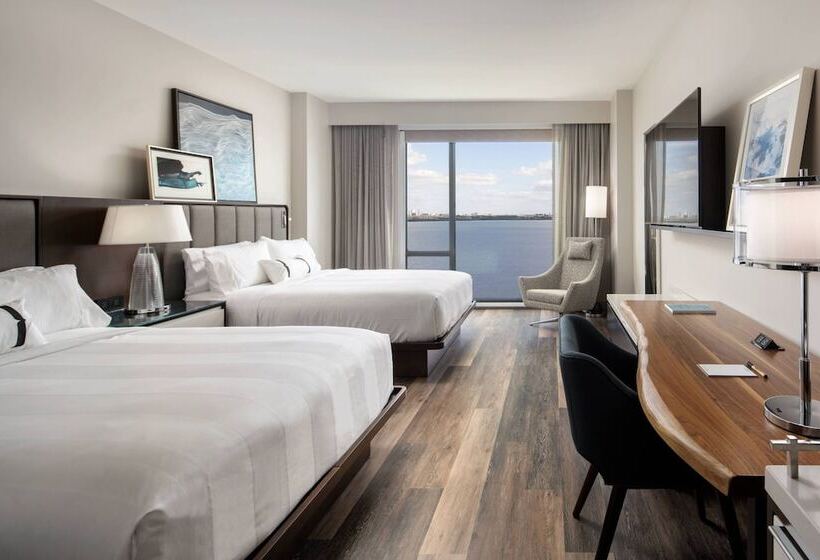 Номер Стандарт 2 Двуспальные Кровати, The Current Hotel, Autograph Collection