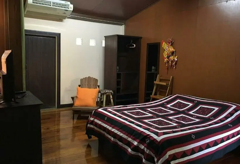 اتاق استاندارد سه تخته با بالکن, Lotus Place Sukhothai