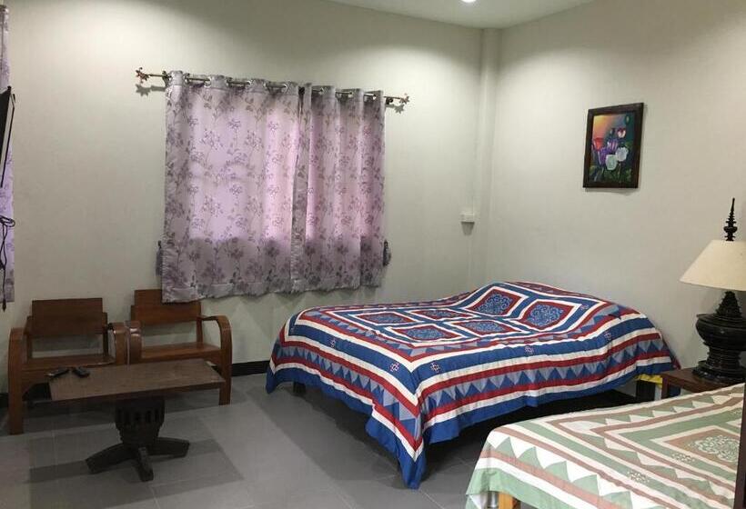 Трехместный Номер Стандарт с Видом, Lotus Place Sukhothai