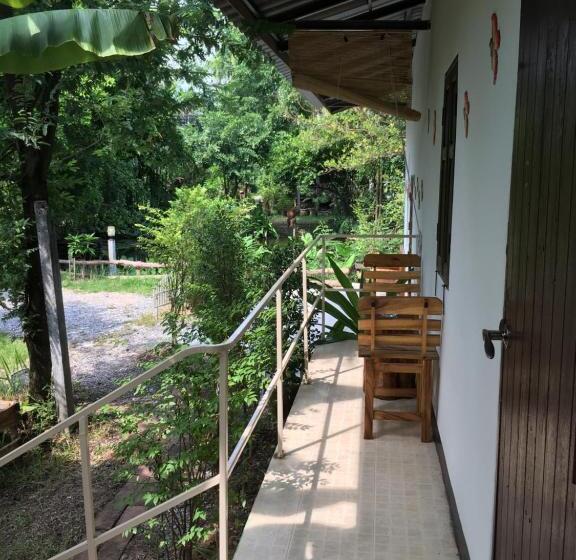 חדר סטנדרט עם טרסה, Lotus Place Sukhothai