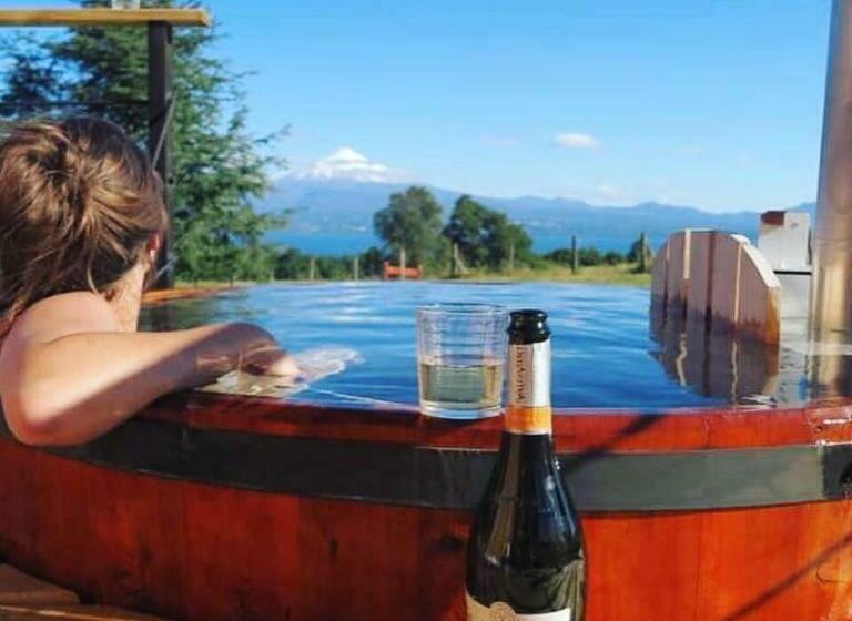 غرفة ديلوكس مزوَّدة بجاكوزي, Karibuni   Familiar Lodging & Private Spa