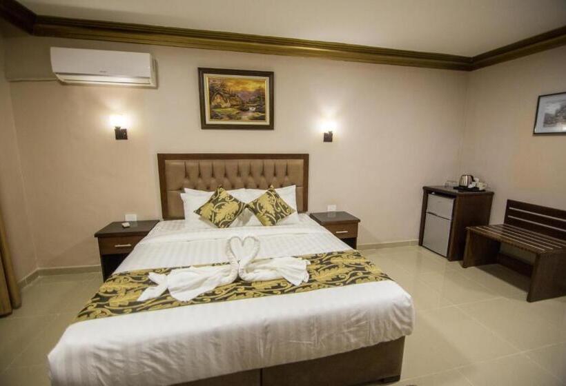 غرفة قياسية, Grape Village