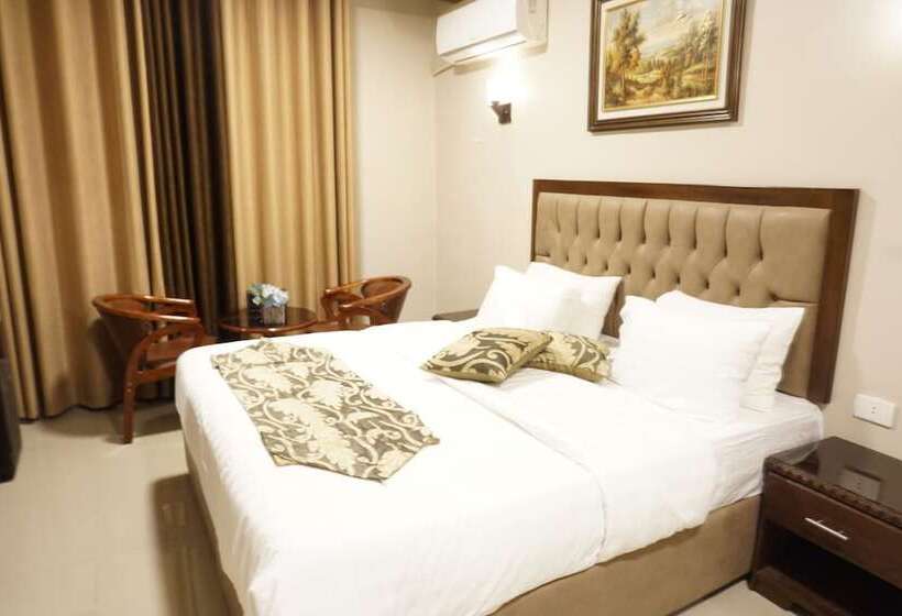 غرفة قياسية, Grape Village