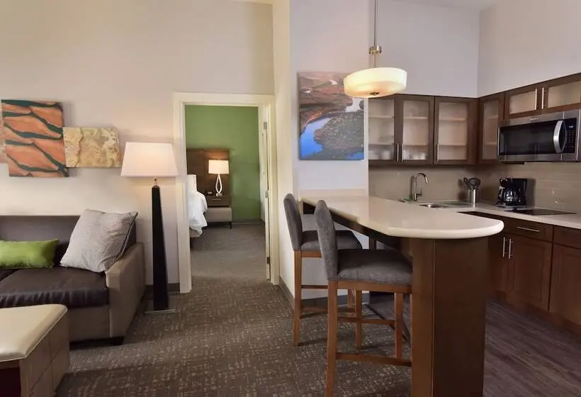 身障者適用スイートルーム, Staybridge Suites Wisconsin Dells Lake Delton, An Ihg