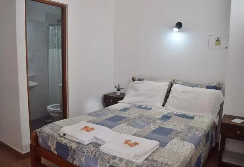 اتاق اکونومی, Hostal Tilian