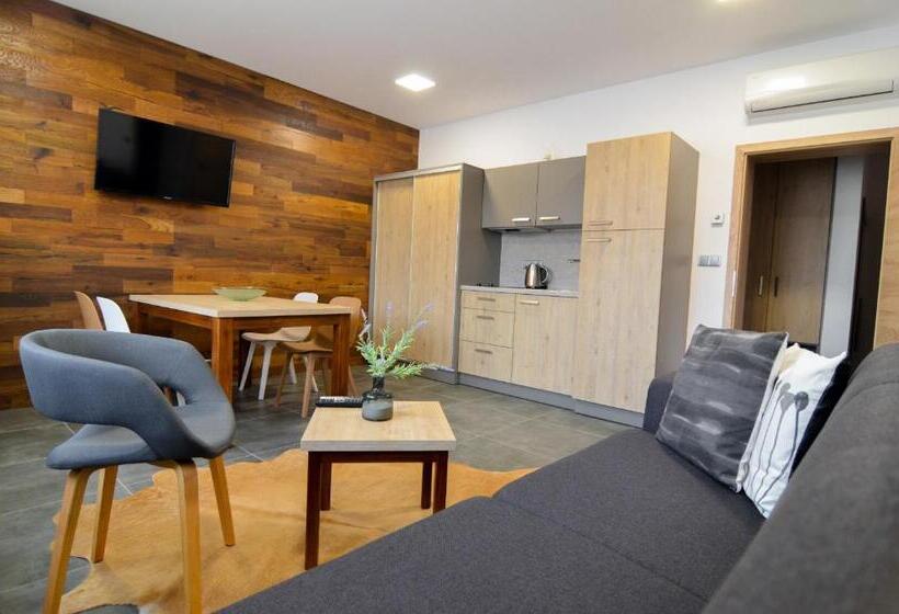 Четырехместный Номер Стандарт, Apartmány Málek