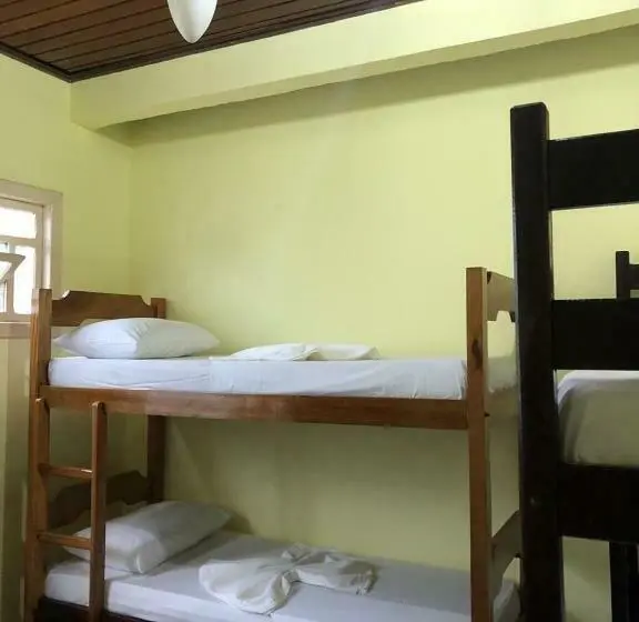 اتاق استاندارد چهار تخته, Hostel Beach
