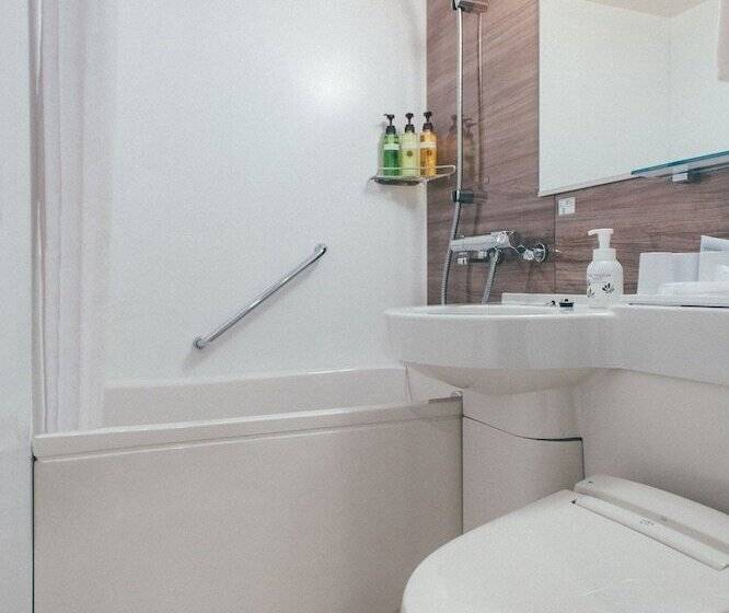 スタンダードトリプルルーム, Kuretakesotakayama Ekimae