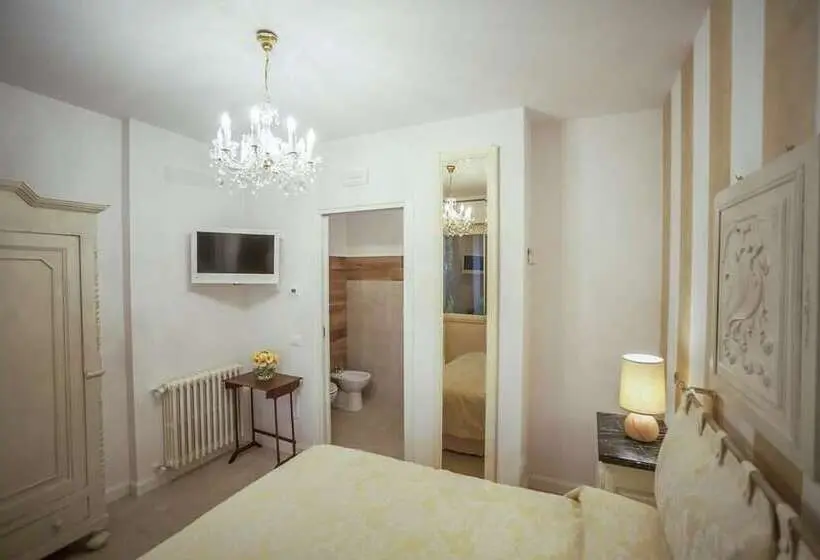 デラックスルーム, Garda Relais Antica Romelia