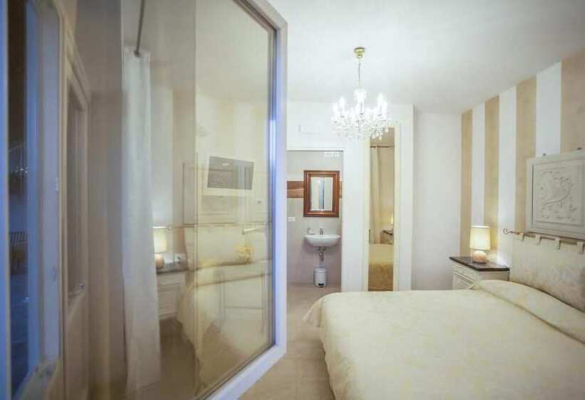 اتاق لوکس, Garda Relais Antica Romelia