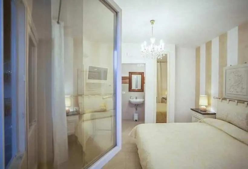 デラックスルーム, Garda Relais Antica Romelia