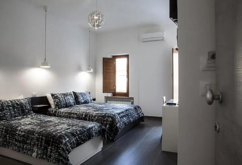 اتاق استاندارد سه نفره, Pomodoro Bed