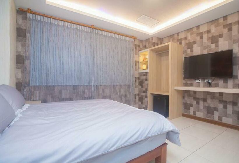 اتاق استاندارد, Waterfront Guesthouse