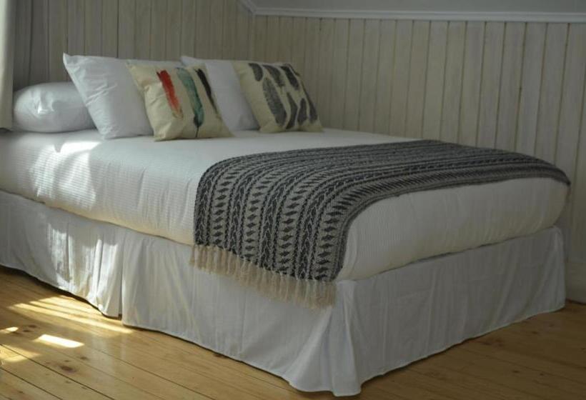 标准间, Nueve Ríos