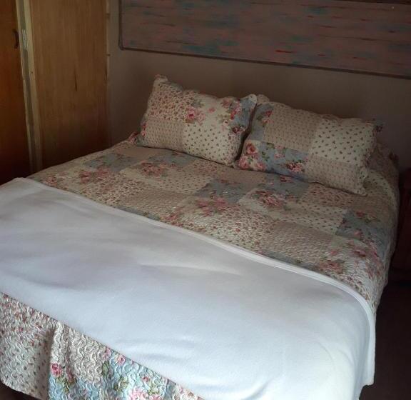 标准单人间, Hostal Arce Marrón