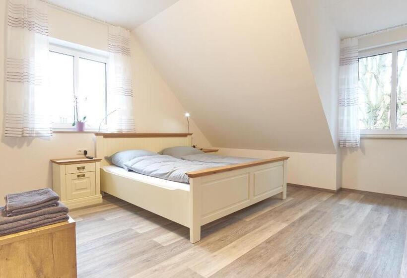 标准间, Zur Friedenseiche