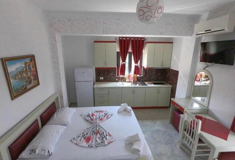 استودیو استاندارد با بالکن, Poseidon Hotel Ksamil