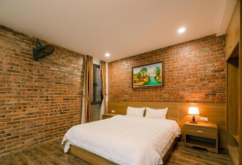 اتاق استاندارد با چشمانداز استخر, King Kong Homestay