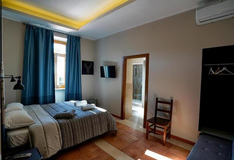 מיטת קינג בסוויטה, Cascina San Michele