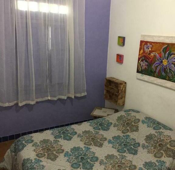 اتاق اکونومی, Gira Arte Hostel