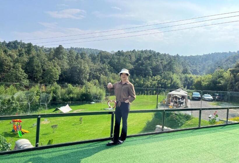 اتاق استاندارد با تخت بزرگ, Chun Jian