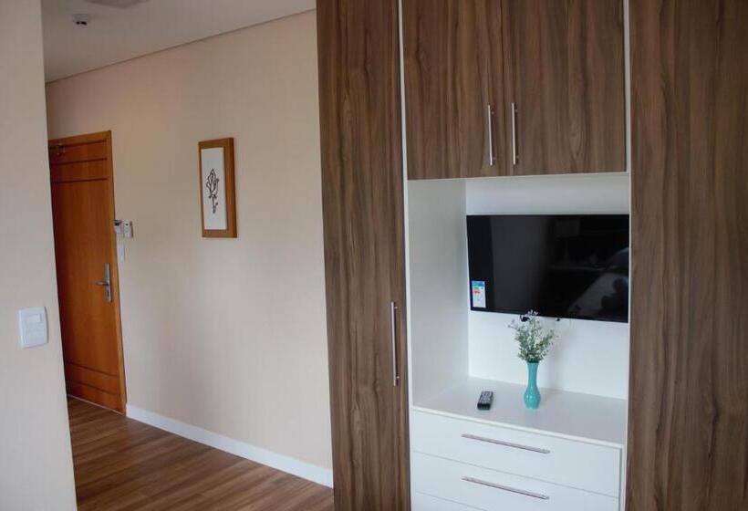 スタンダードルーム, Boulevard Jaguari