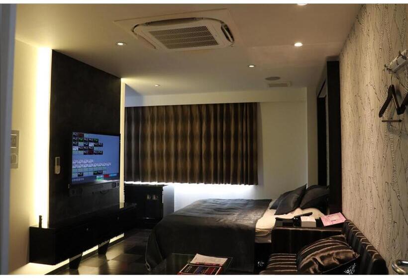 디럭스 룸, Xcell