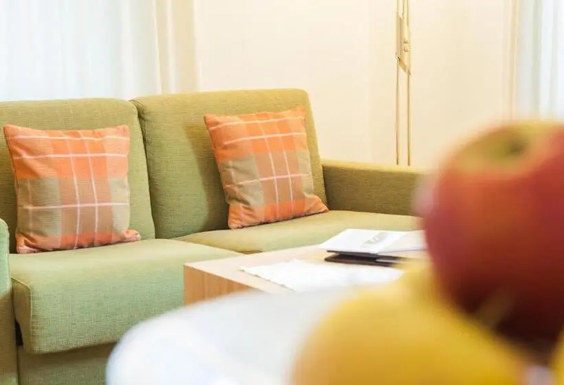 استودیوی استاندارد, Apartments Bachmair