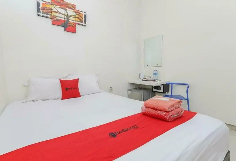 スタンダードルーム, Reddoorz Plus At K23 Rungkut Madya