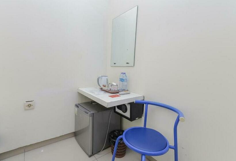 Номер Стандарт, Reddoorz Plus At K23 Rungkut Madya