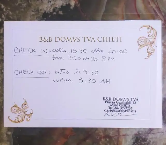 اتاق لوکس سه تخته, B&b Domvs Tva