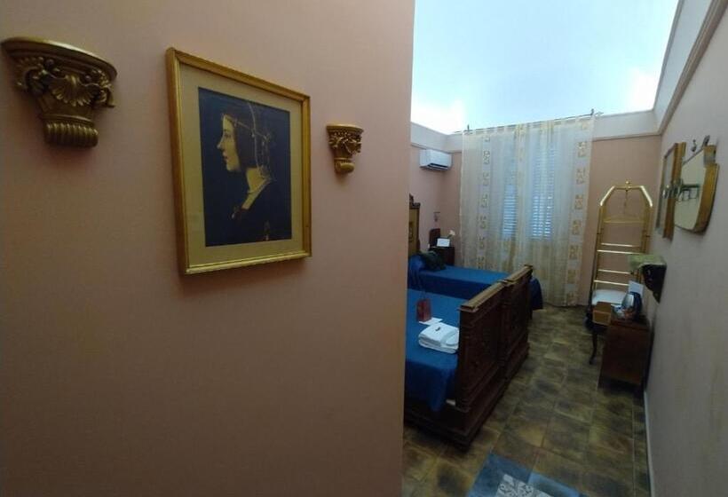 اتاق لوکس سه تخته, B&b Domvs Tva