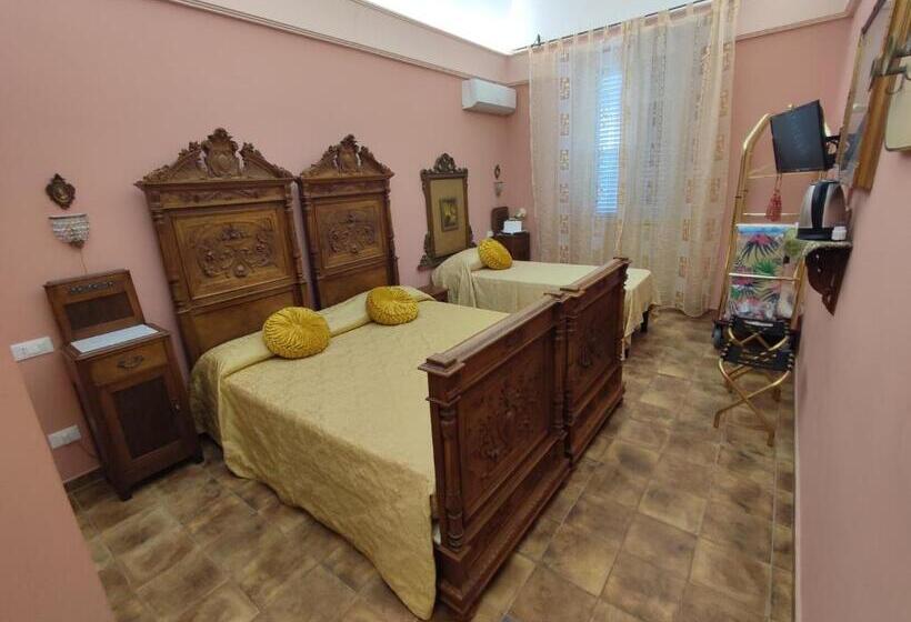 اتاق لوکس سه تخته, B&b Domvs Tva