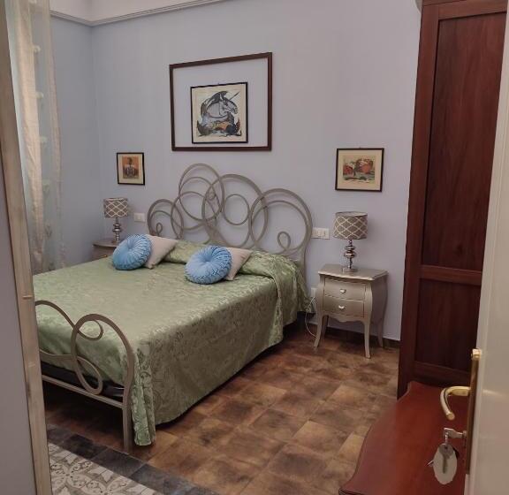 اتاق لوکس, B&b Domvs Tva