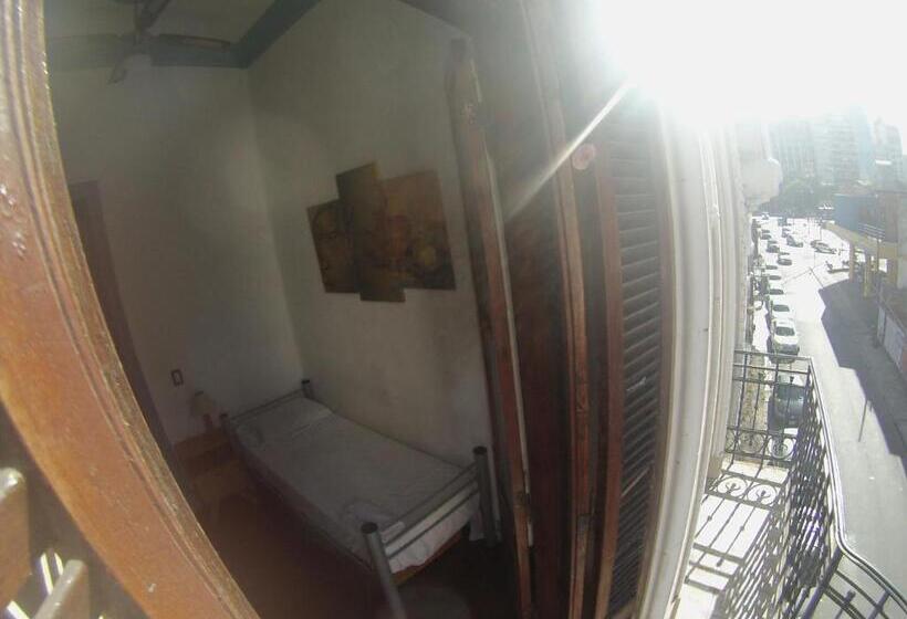 اتاق استاندارد یک تخته با سرویس بهداشتی مشترک, Hostelmo