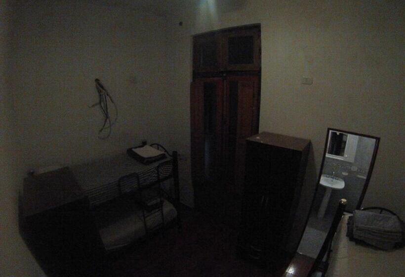 اتاق استاندارد چهار تخته, Hostelmo