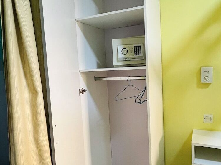 اتاق استاندارد, Hôtel Appartement Meublé Les Flots Bleu