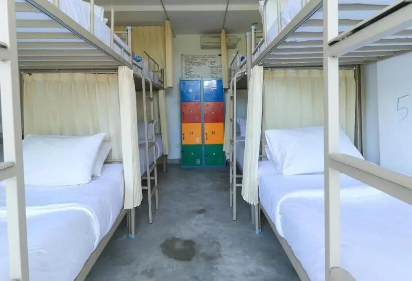 ルームシェアのワンベッド, Margarita Surf Hostel Canggu