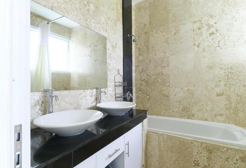 Люкс, Margarita Surf Hostel Canggu