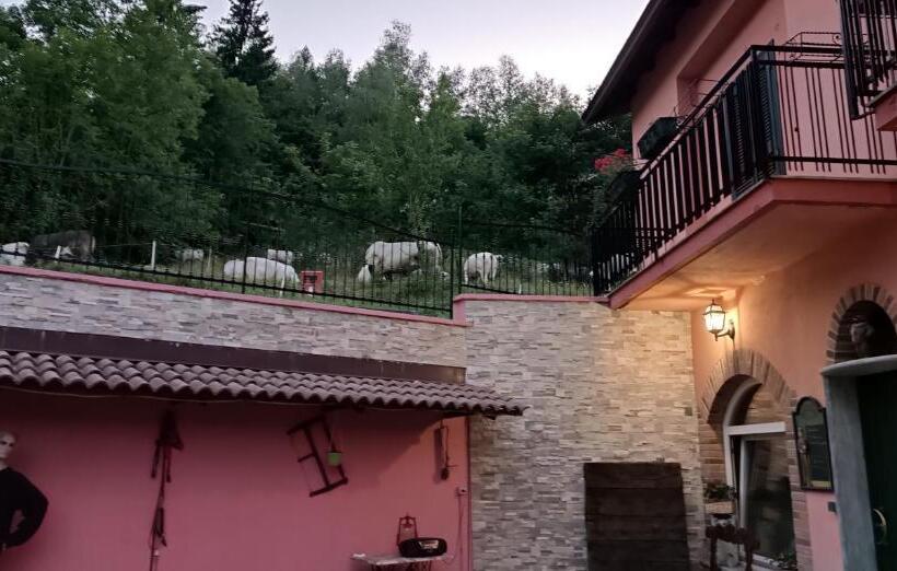 חדר דחוקס עם מיטת קינג, B&b Casa Dell'orso