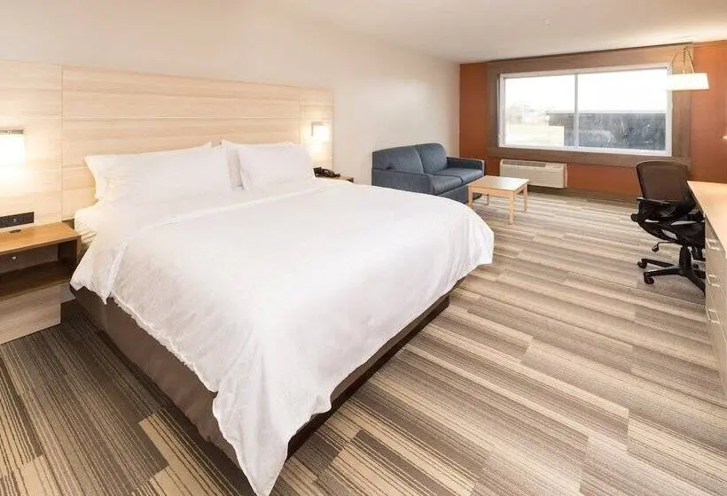 身障者適用スイートルーム, Holiday Inn Express & Suites   Auburn, An Ihg