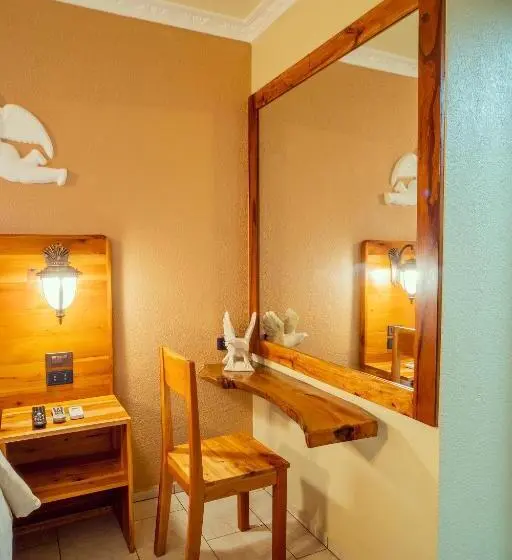 اتاق لوکس, Roman Empire Panglao Boutique Resort