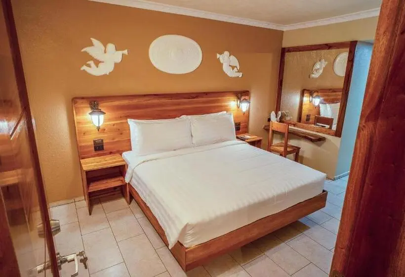 اتاق لوکس, Roman Empire Panglao Boutique Resort